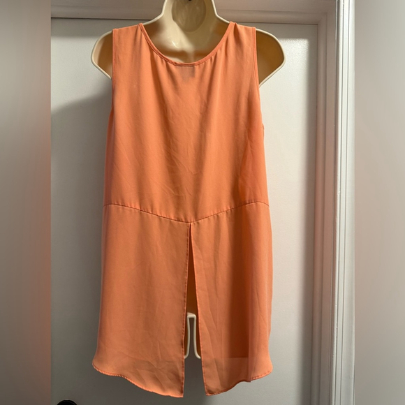 Mossimo Peach Tank Top Split Back Size Medium - Picture 8 of 15